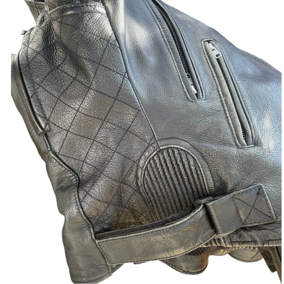 Motorcycle Black Leather Jacket - Picture 13 of 14